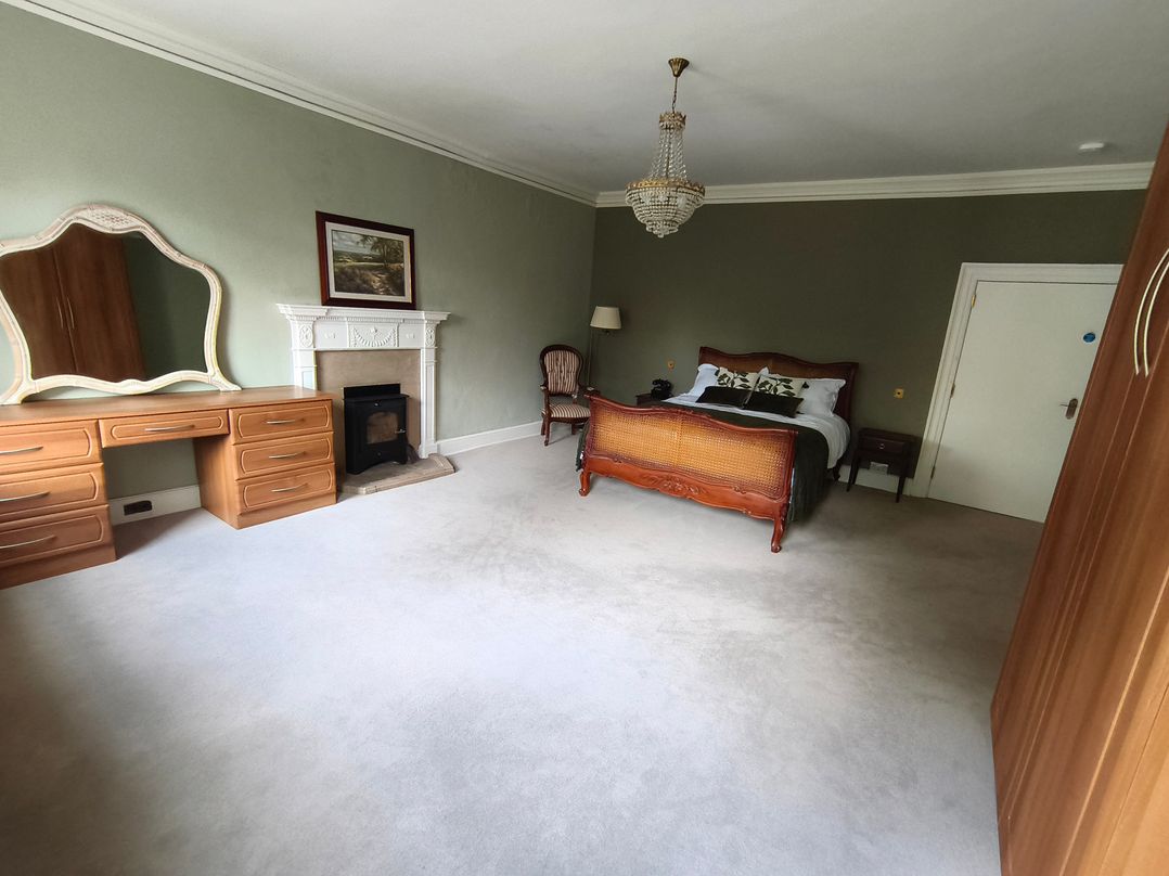 Bardon Hill Manor
