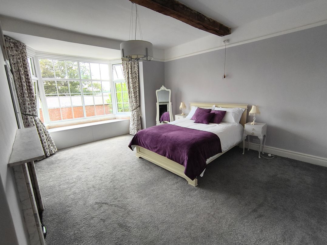 Bardon Hill Manor