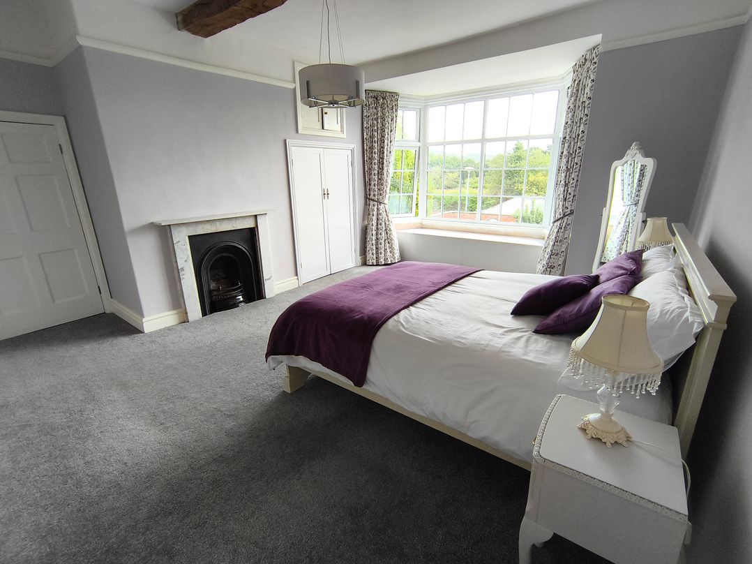 Bardon Hill Manor