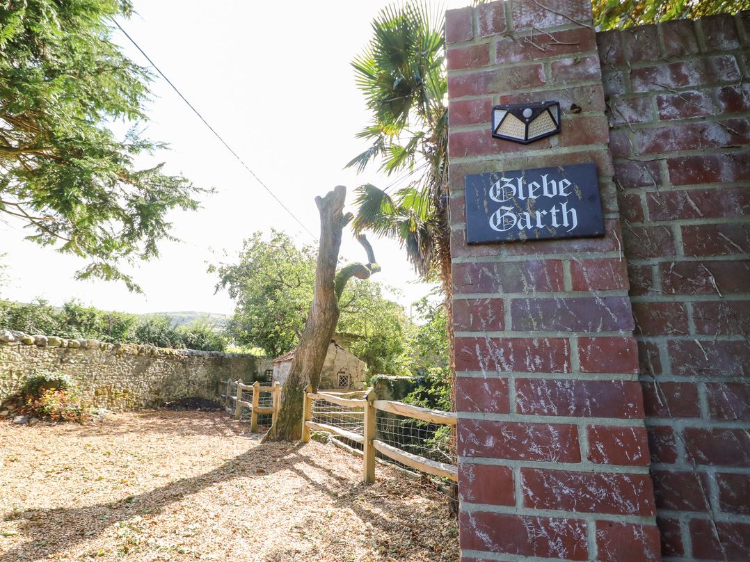 Glebe Garth