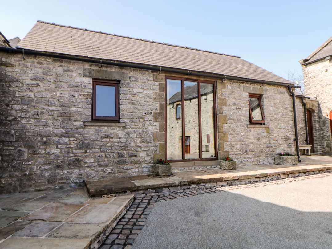 Swallow Barn