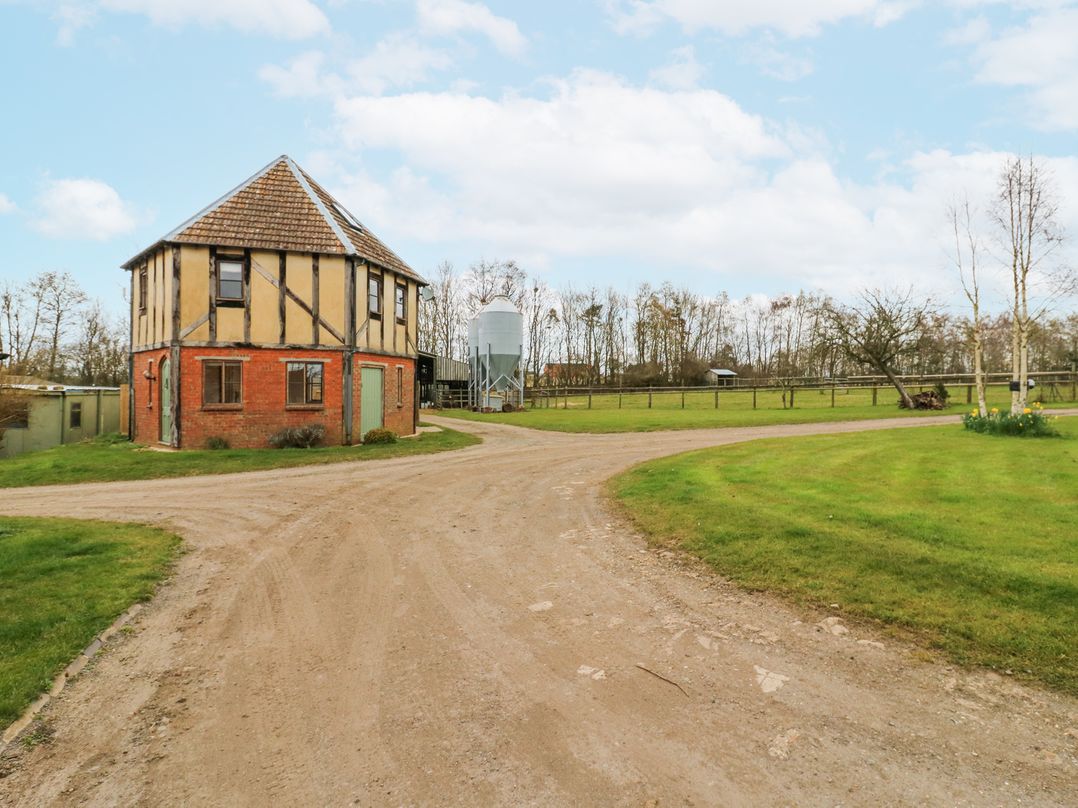 The Round House