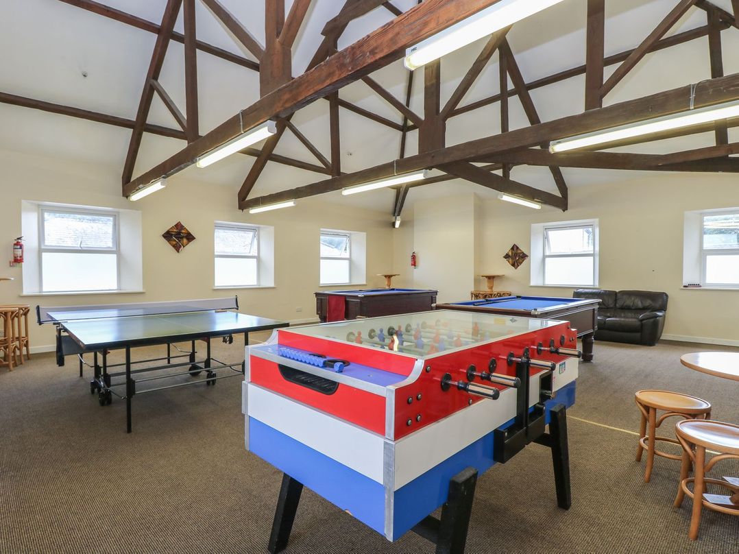Valley Lodge 38