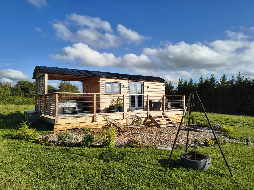 Fir Tree Shepherd's Hut