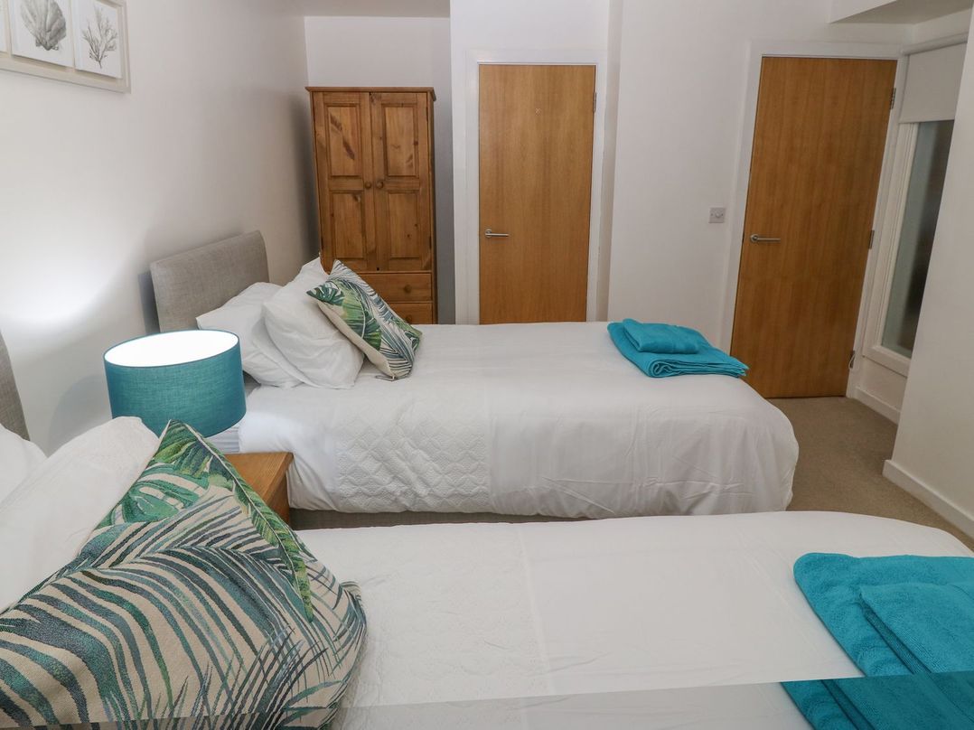 Beach Court Hideaway