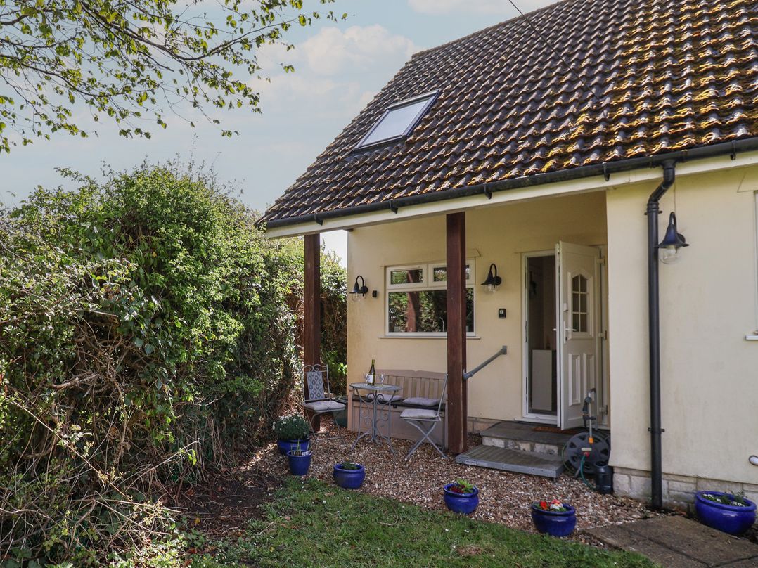 Rosemarie Annexe, Axminster