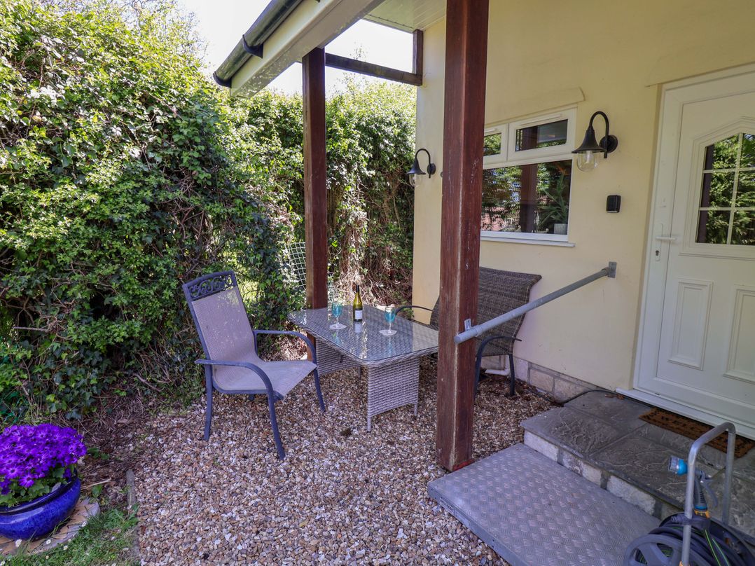 Rosemarie Annexe