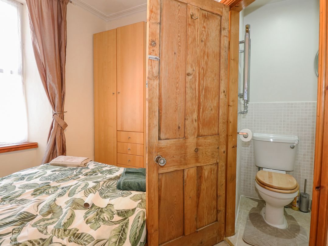 Captain’s Quarters