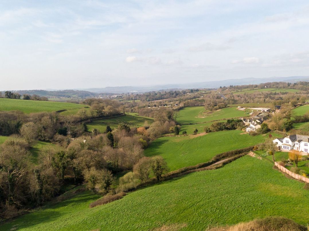 Harcombe Heights