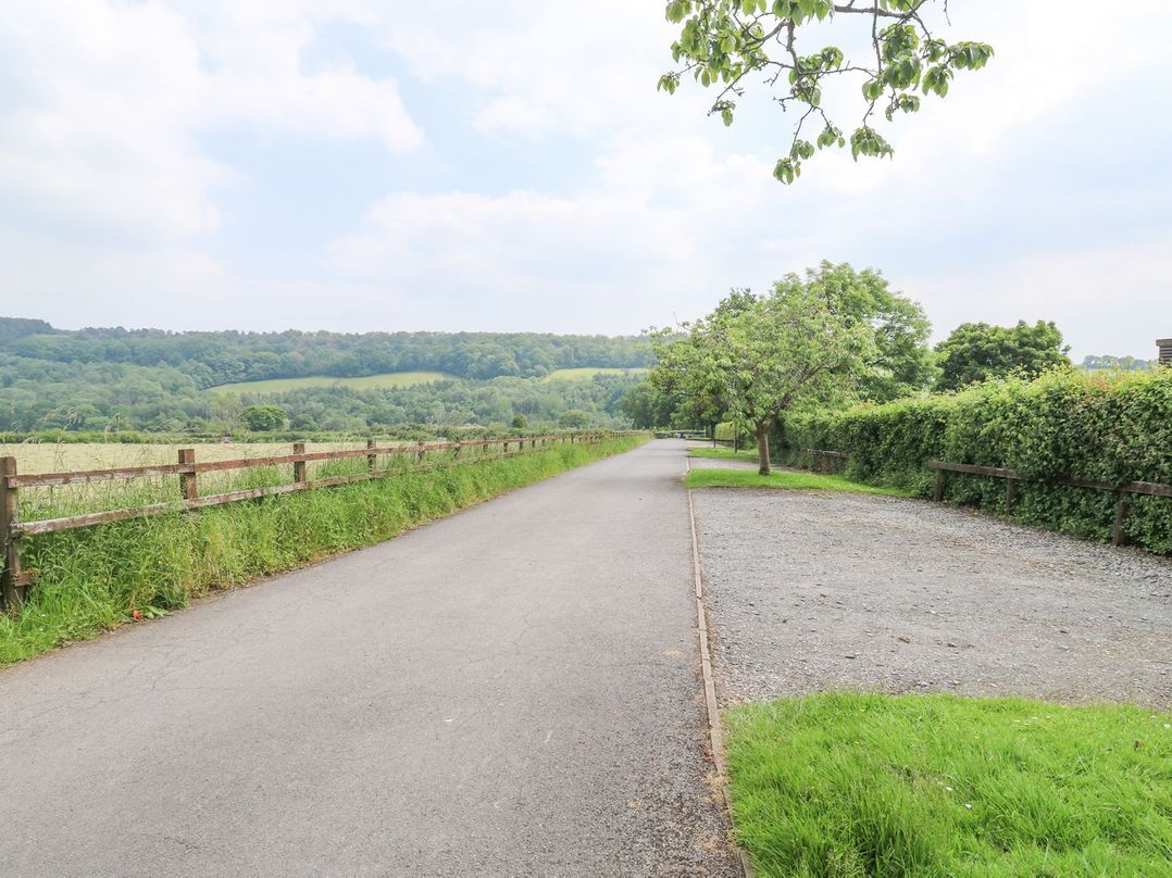 Harcombe Heights