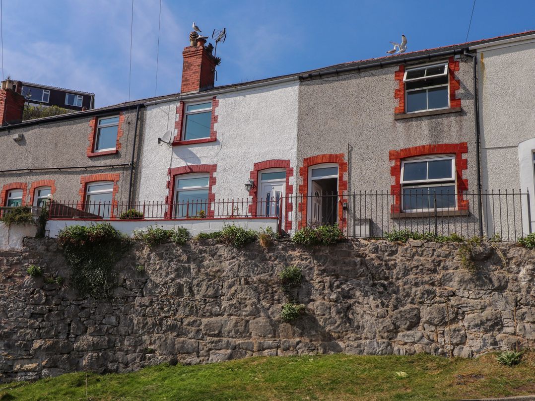 4 Bay View Terrace