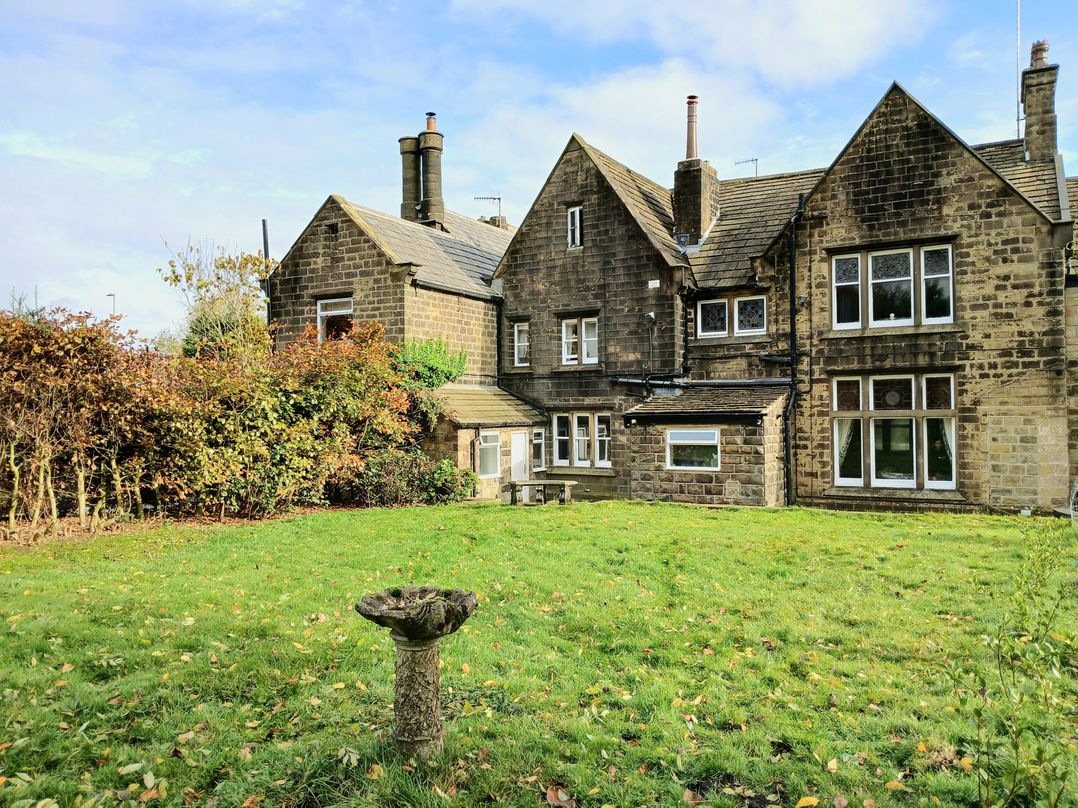 Cold Spring House