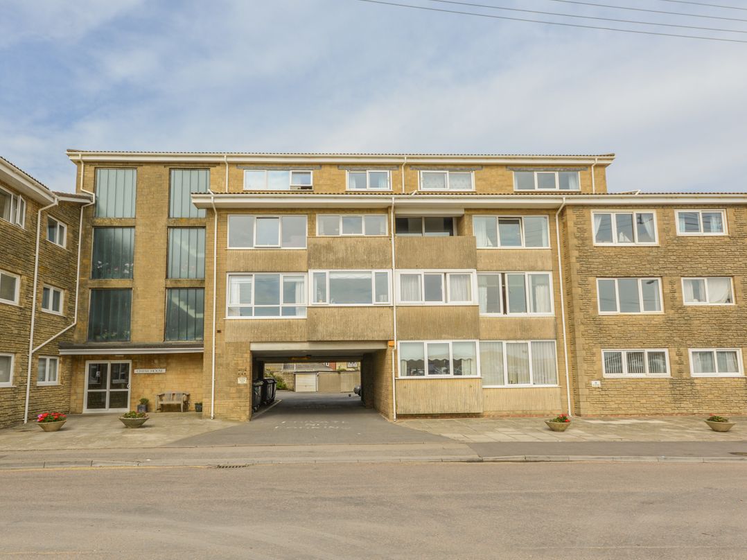 Beachcombers, 13 Chesil House