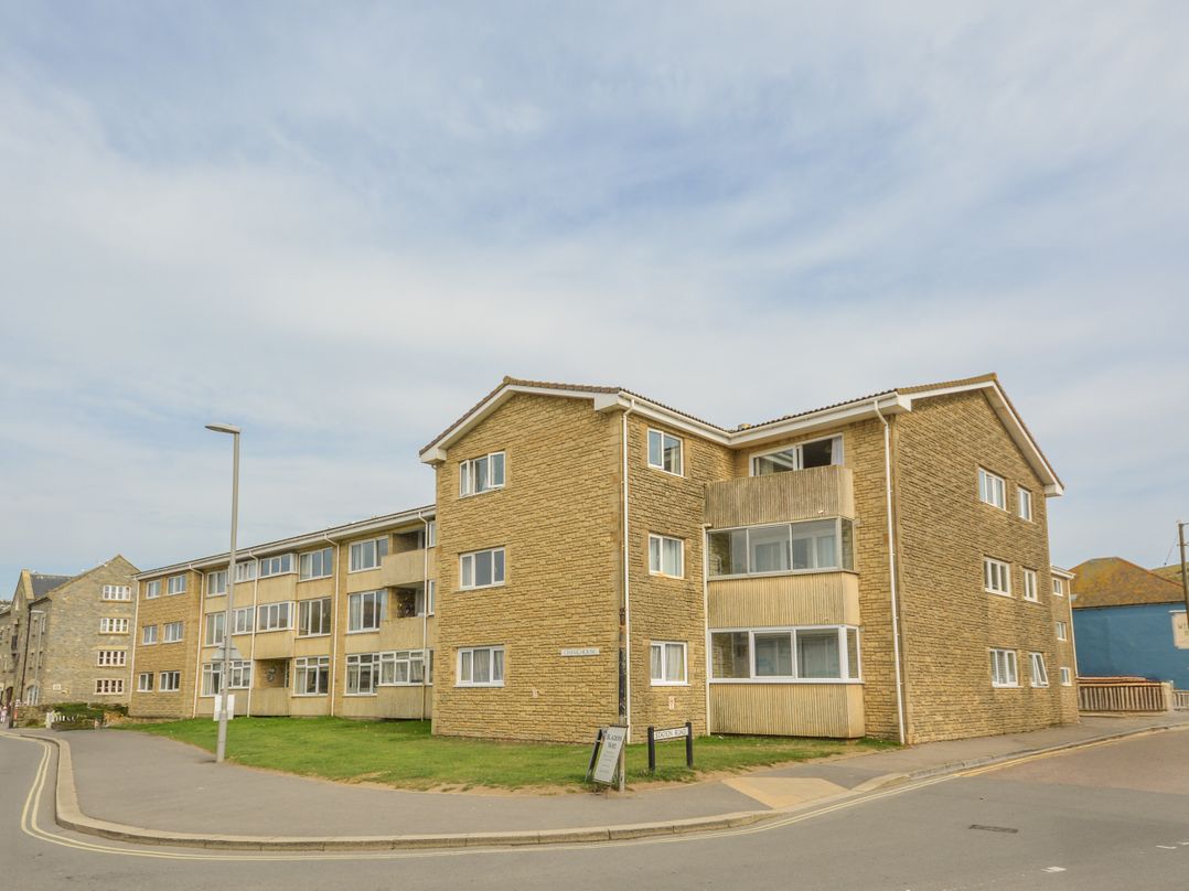 Beachcombers, 13 Chesil House