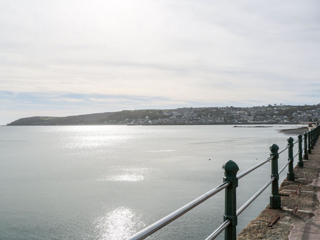 Penzance Apartment