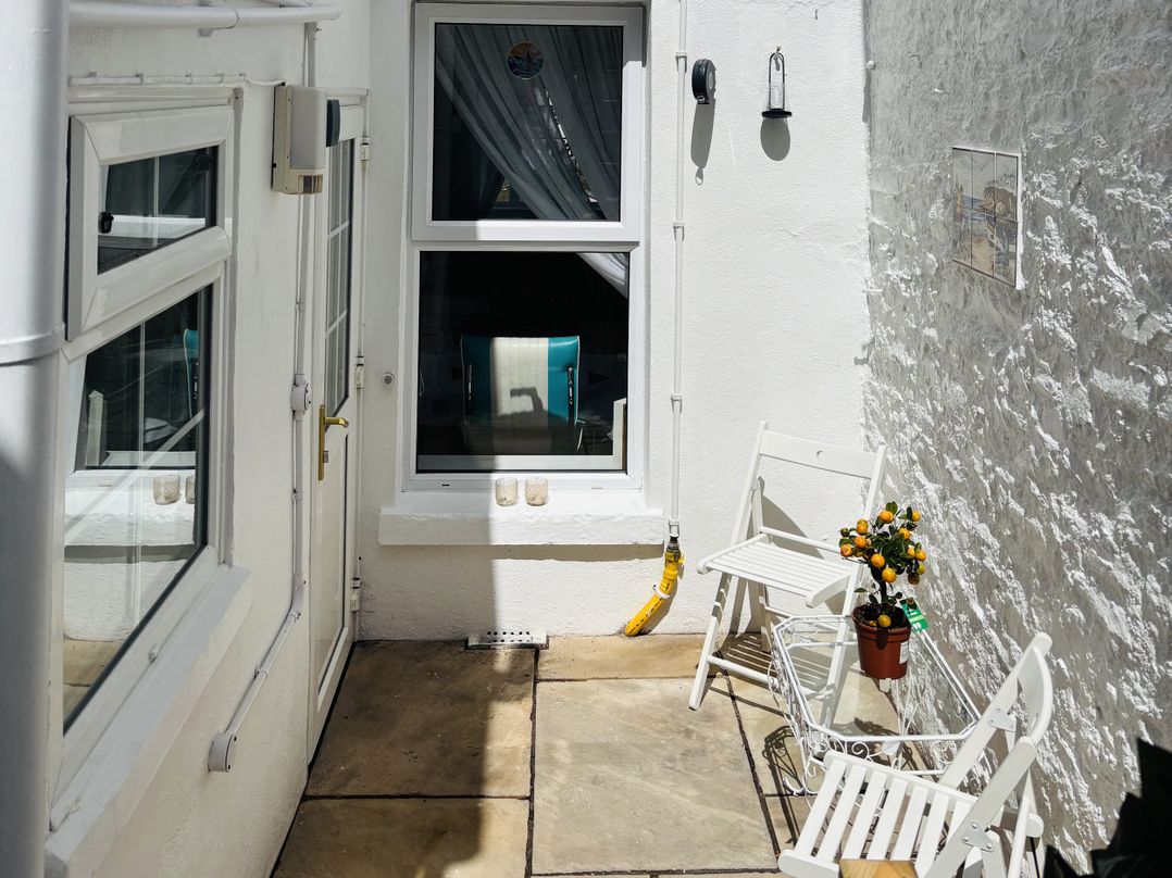 Lizzy’s Cottage