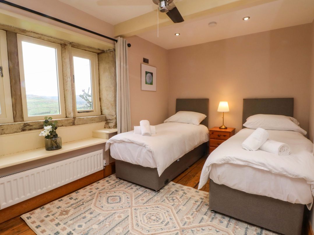 Stone & Fleece Cottage