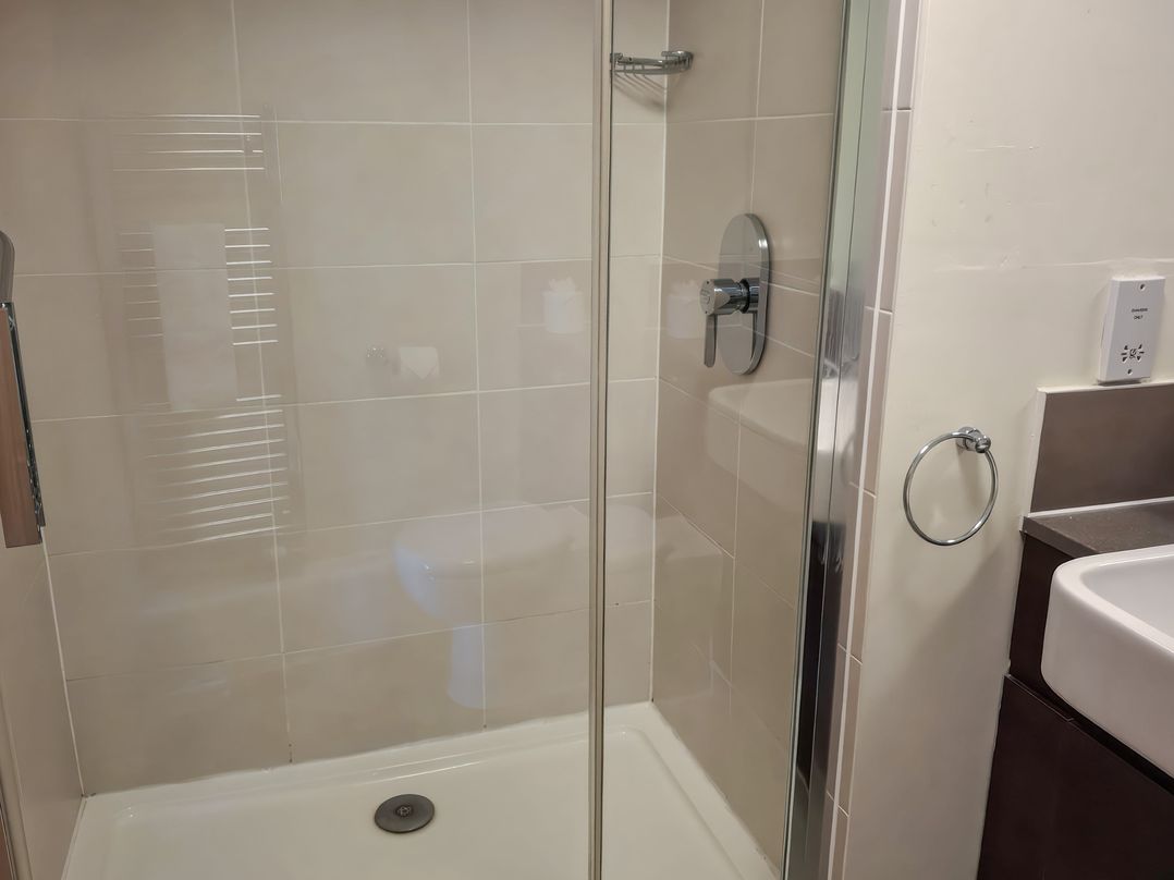 Marine Court First-floor Sleeps 3