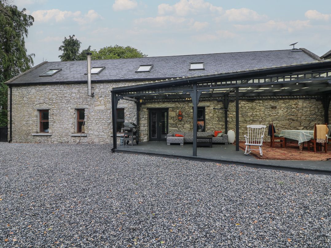 Woodville Lodge