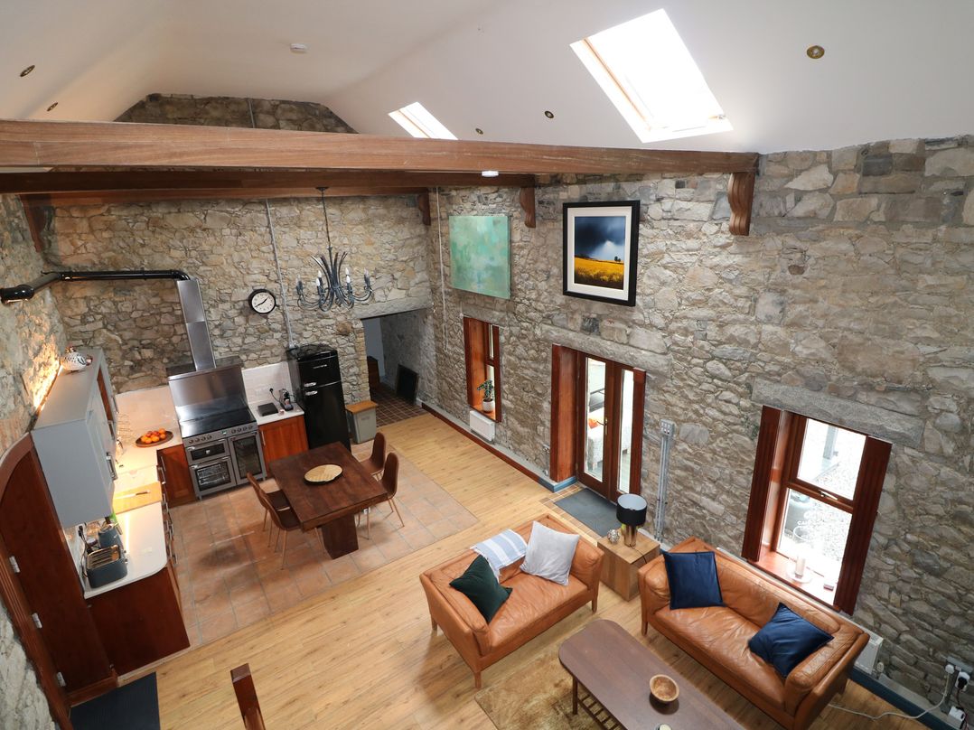 Woodville Lodge