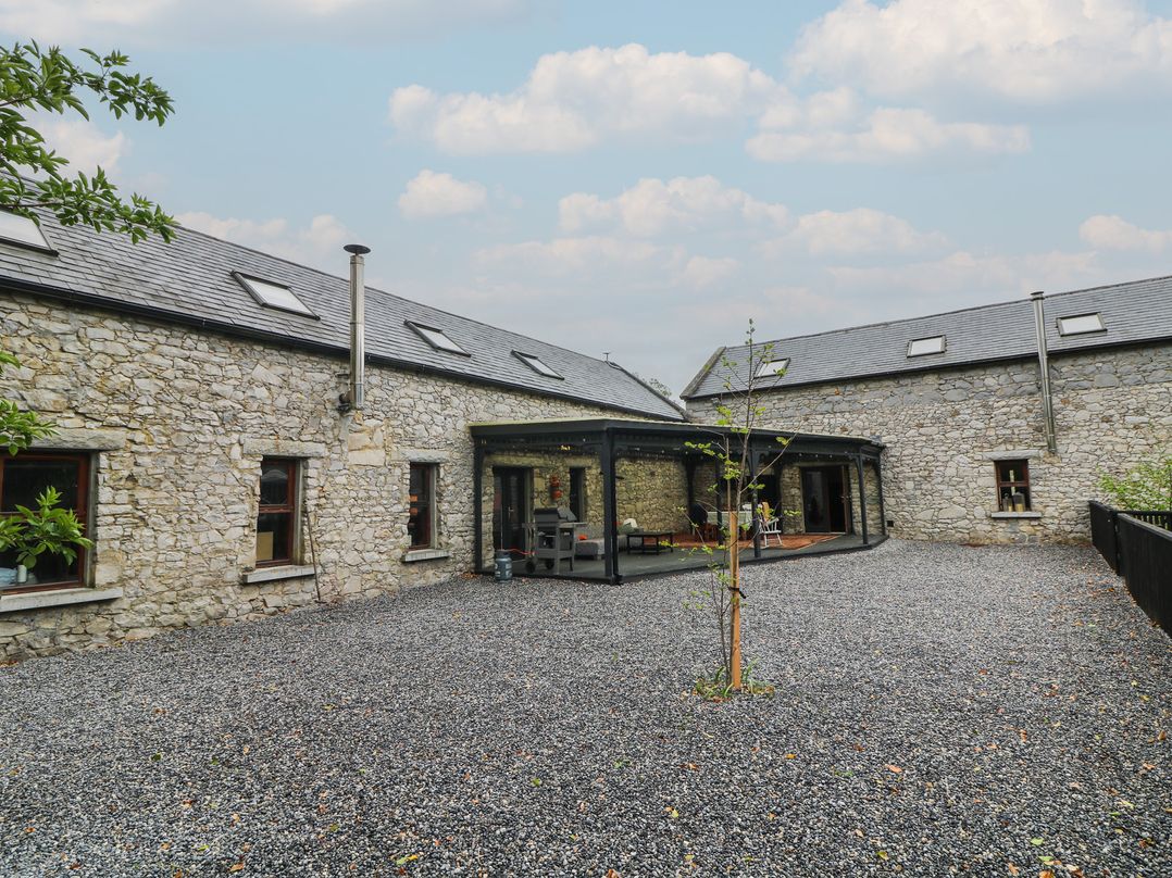 Woodville Lodge
