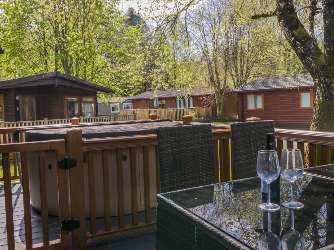 Robin's Lodge