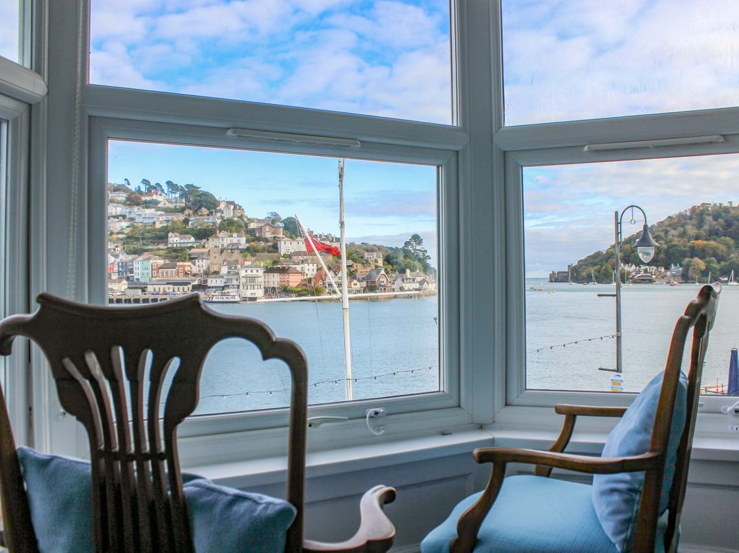 Castleview Apartment, 21 South Embankment