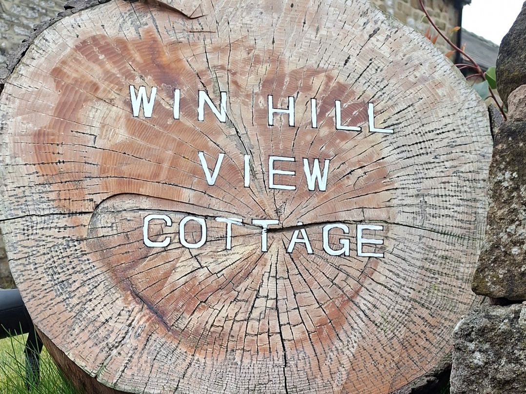 Win Hill View Cottage