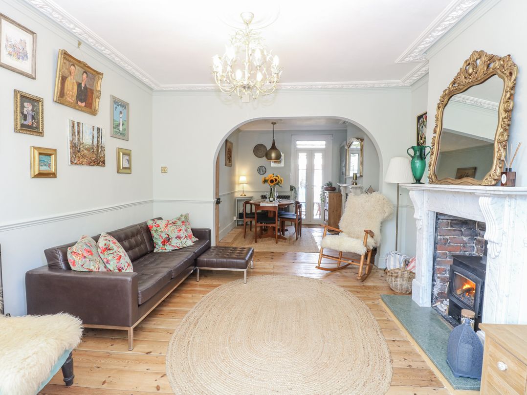 18 Pakefield Road