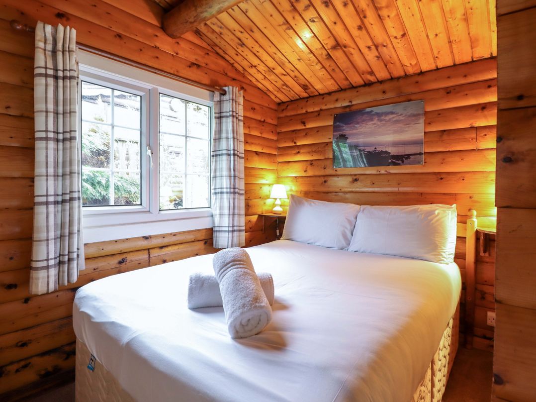 Y Bwthyn Pren,  Cabin  209,