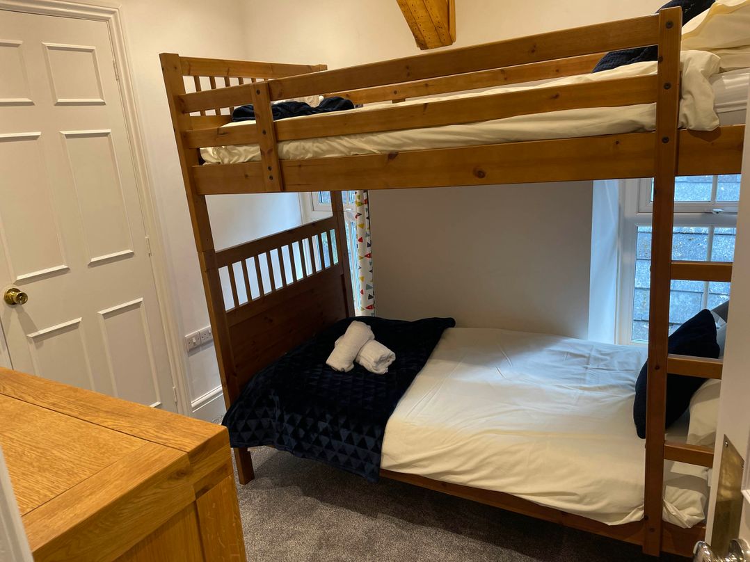 Noddfa Country House