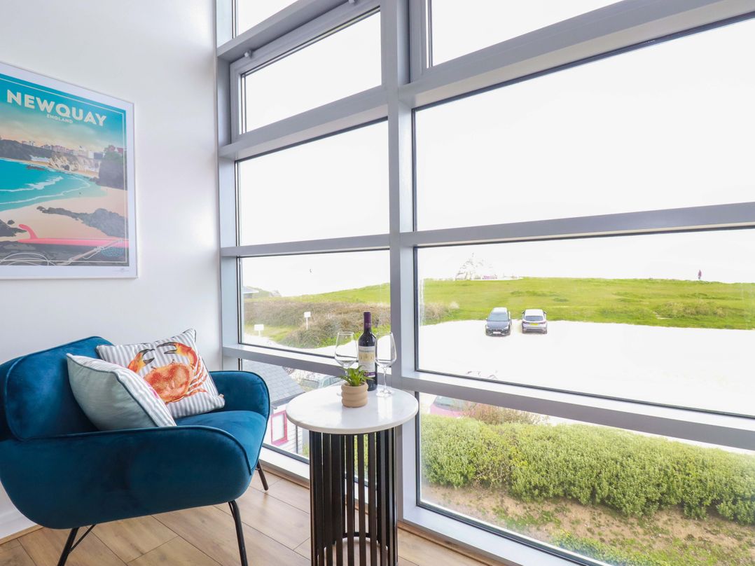 Penthouse @46Zinc - Headland View