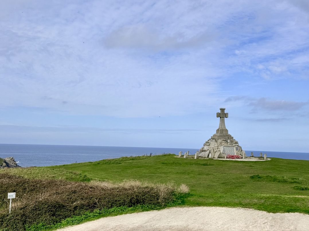 Penthouse @46Zinc - Headland View