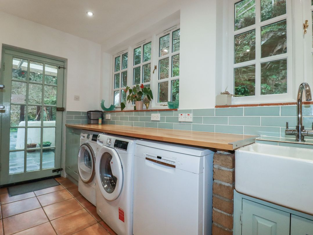 Lost In The Woods Lodge