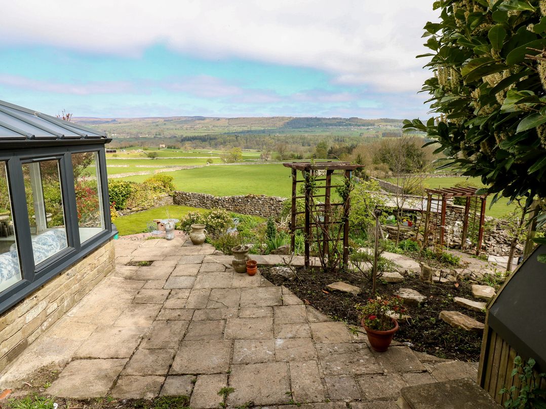 Eastend Cottage