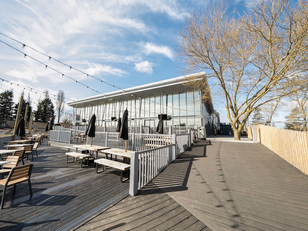 Starlight Skylight - Billing Aquadrome