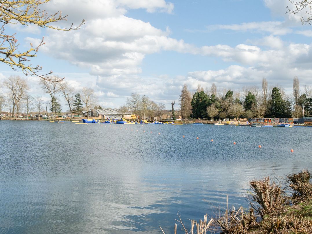 Lakeside Lullaby - Billing Aquadrome