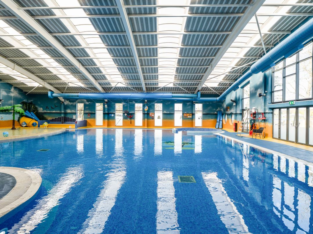 Moonlit Skylight - Billing Aquadrome