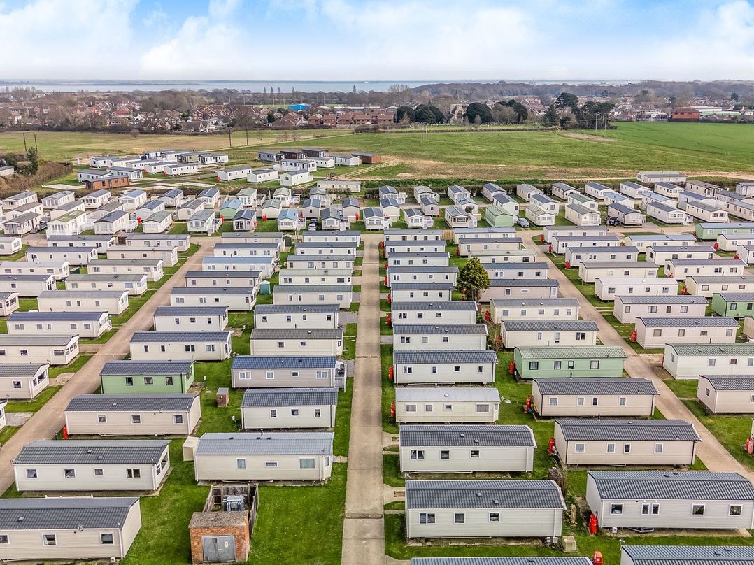 Coastal Comfort - Hayling Island