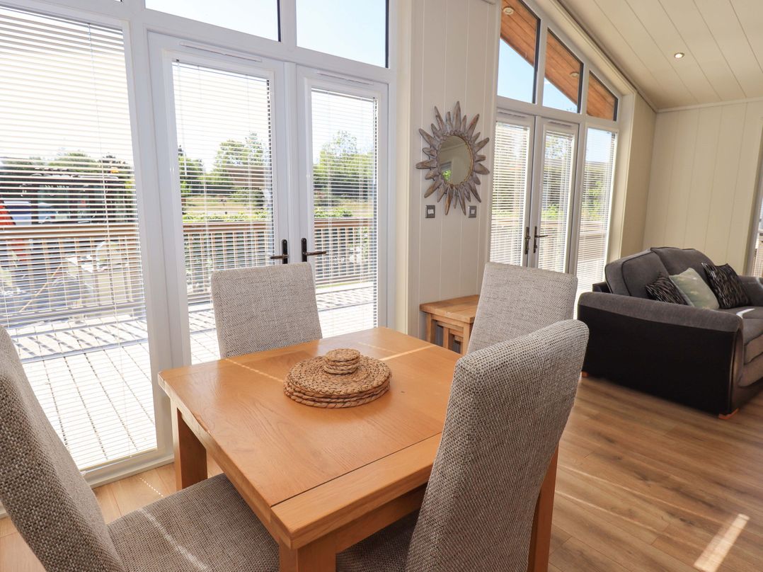 Kingfisher Lodge