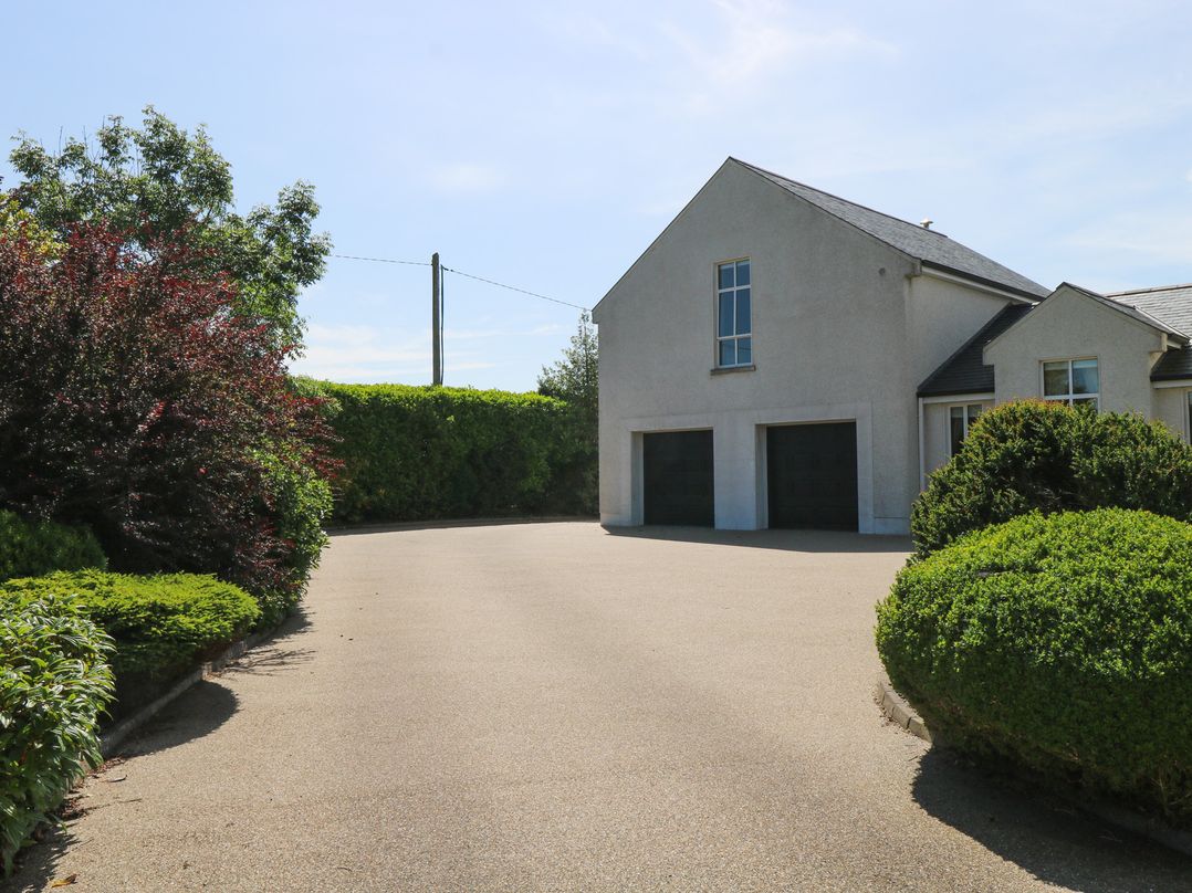 The East Wing Apartment