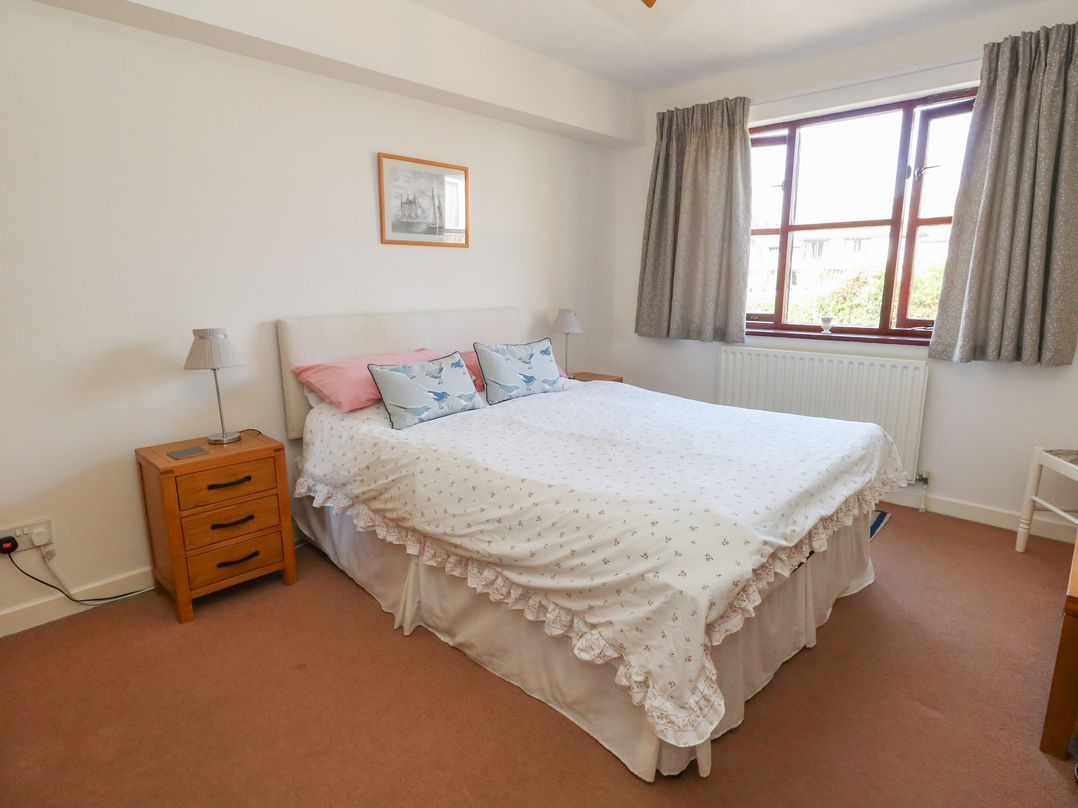 Flat 9