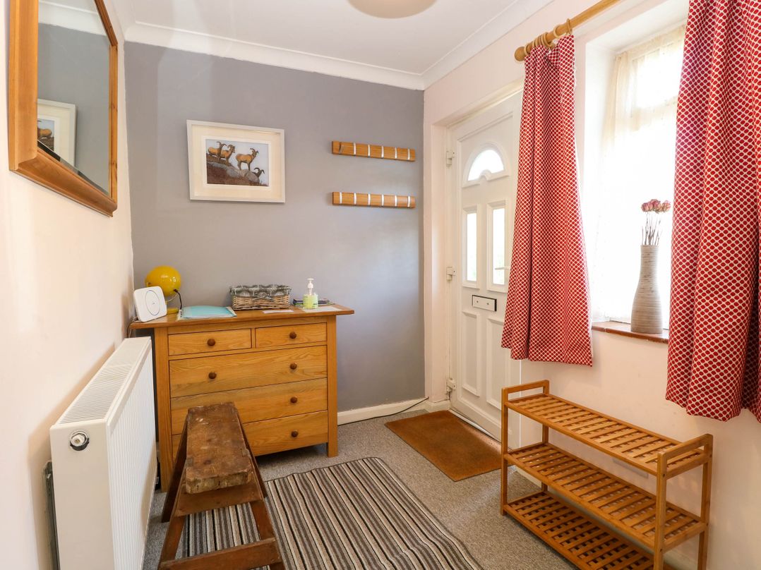 3 Birkbeck Way