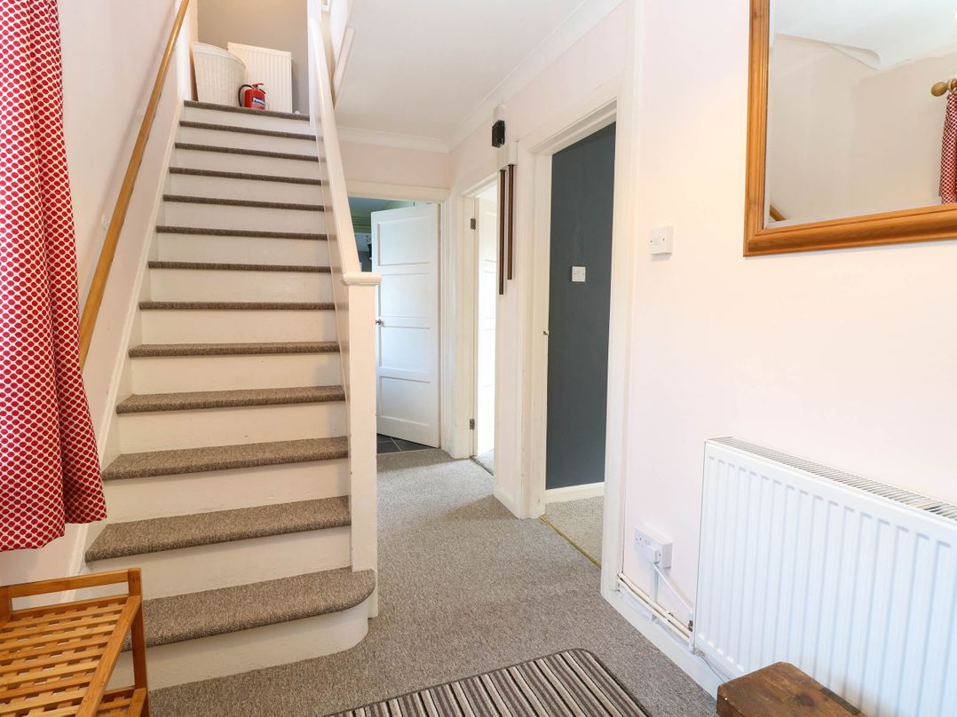 3 Birkbeck Way