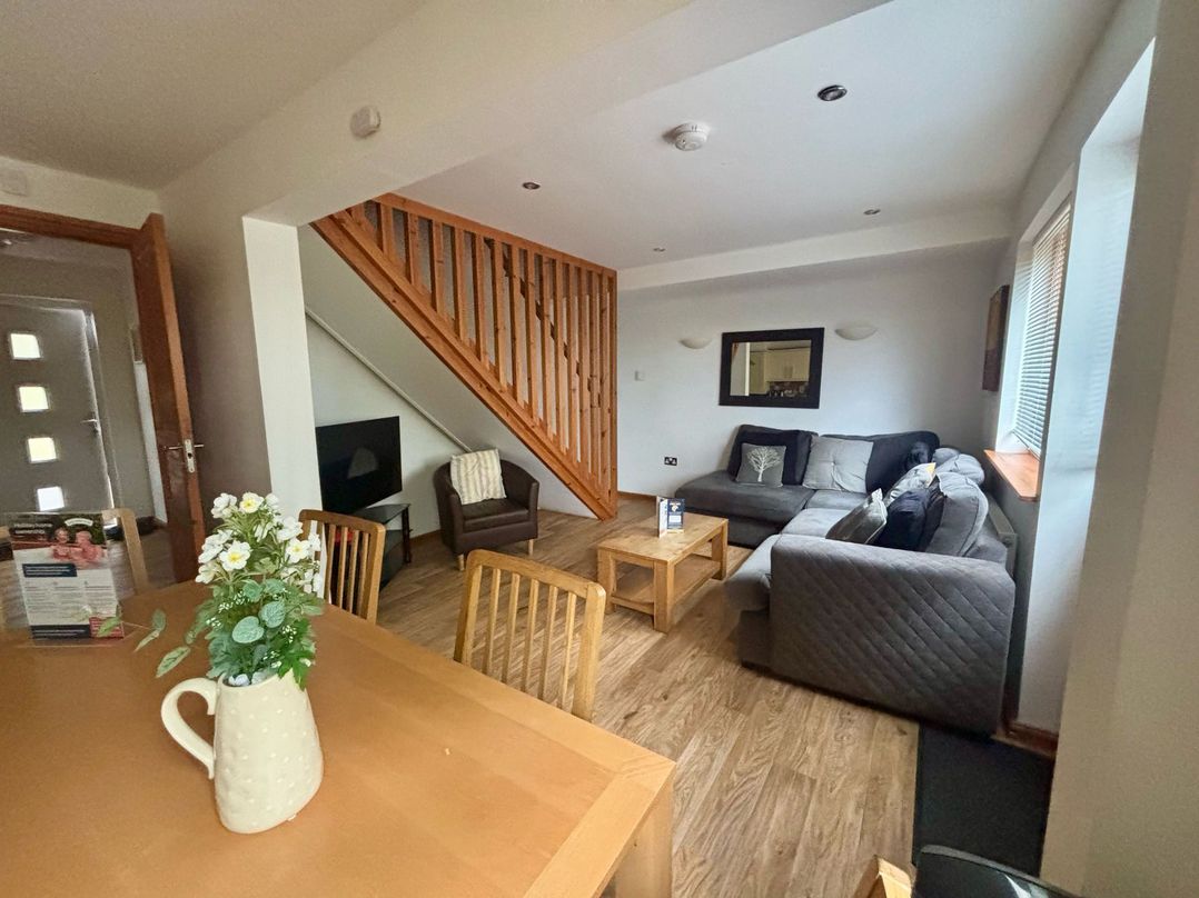 Acorn Lodge