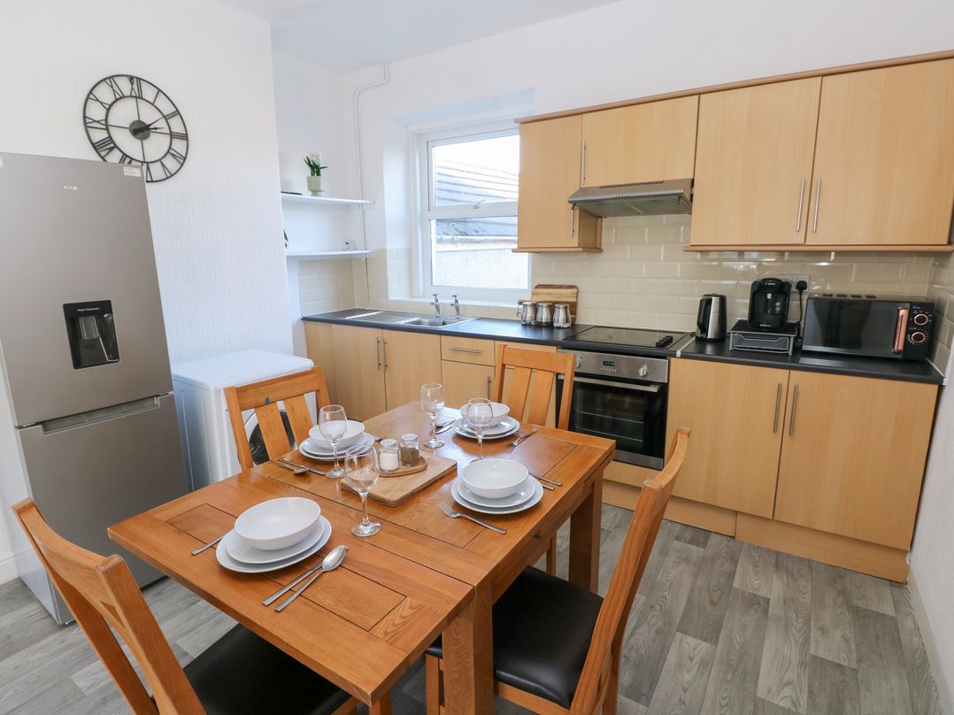 Castleview Coastal Comfort