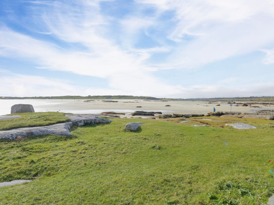 Nead na bhFáinleog (Swallows’ Nest)