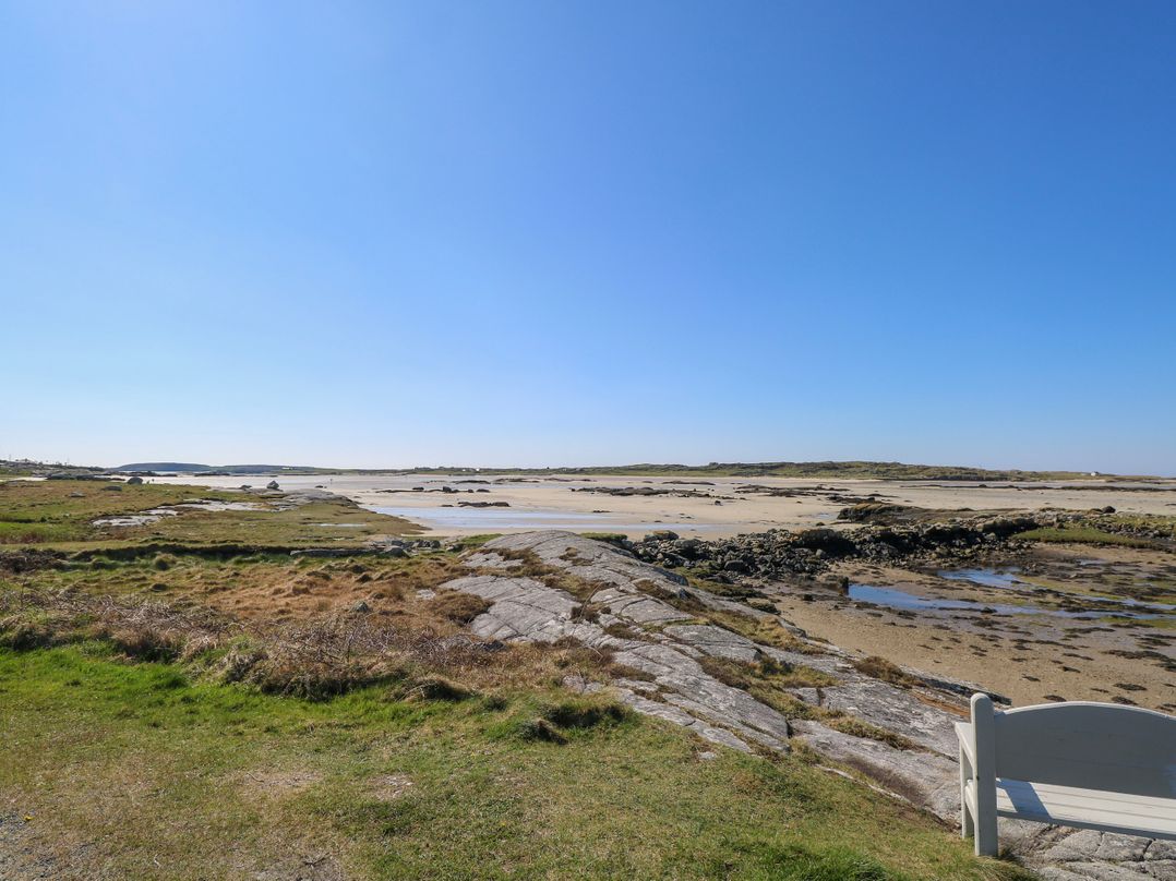 Nead na bhFáinleog (Swallows’ Nest)