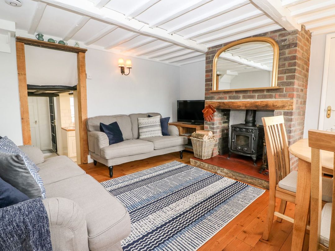 2 Seaview Cottages