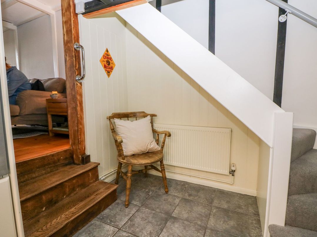 2 Seaview Cottages